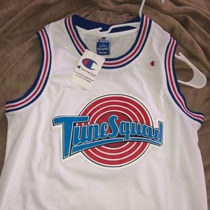 Tunes squad jersey BRAND NEW